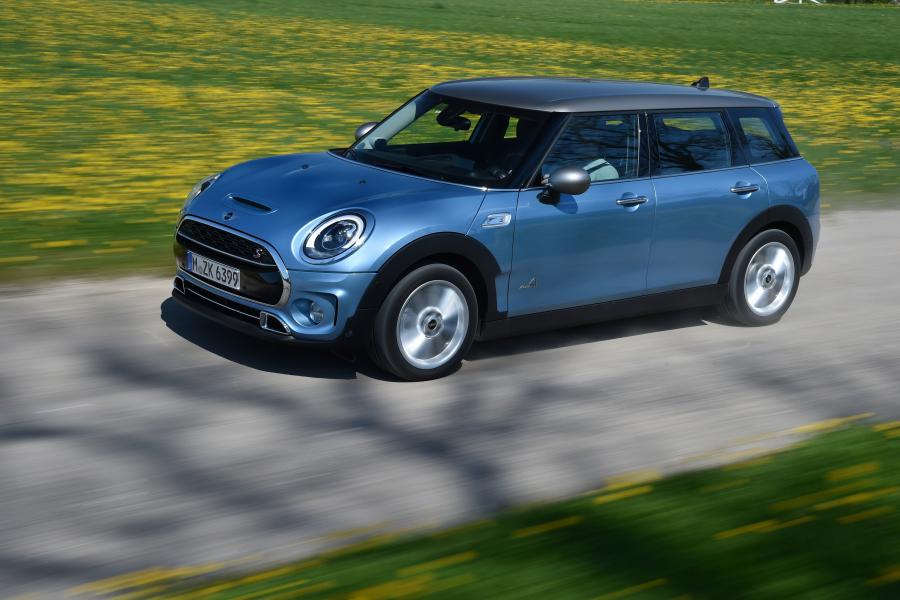  Mini Cooper SD Clubman ALL4 2016 года  (фото 34 из 101)